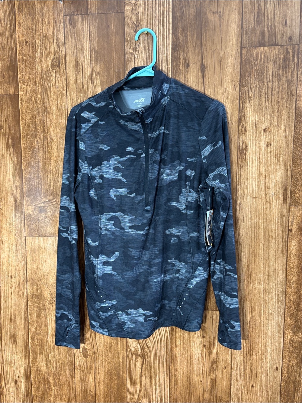 Avia Women’s Black & Gray Camo Quarter-Zip Top
